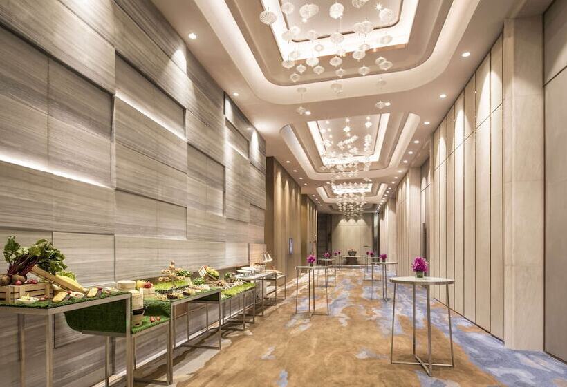 Doubletree By Hilton Hotel Shenzhen Longhua
