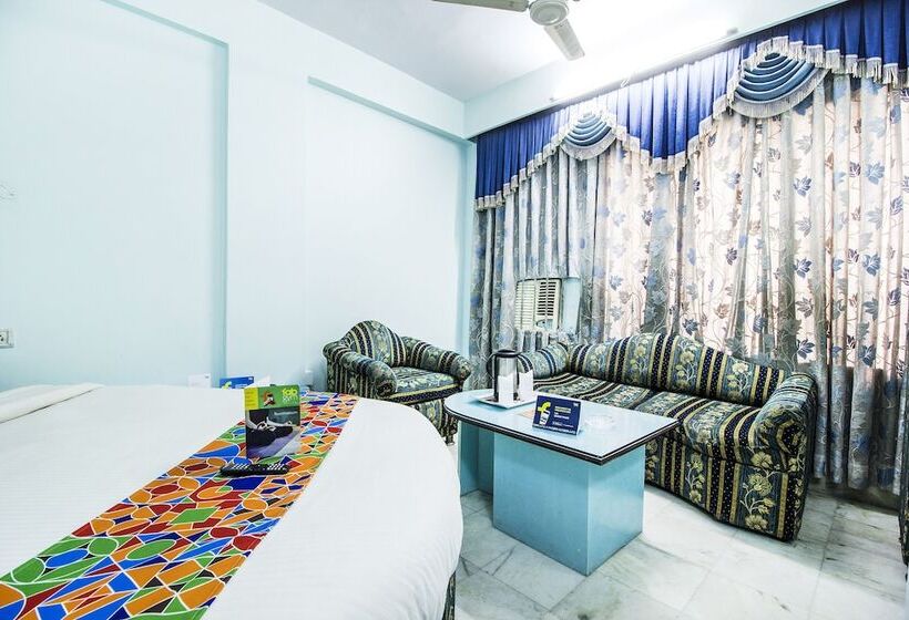 Fabhotel Mayfair Inn