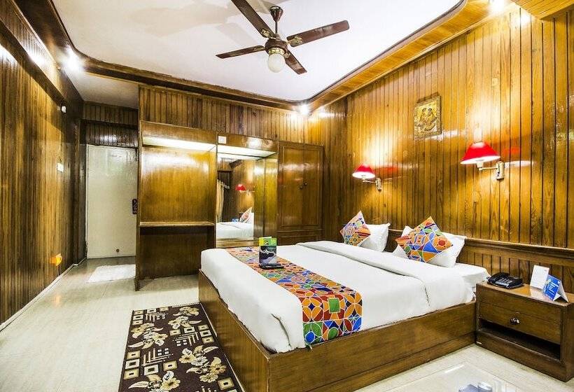 Fabhotel Mayfair Inn