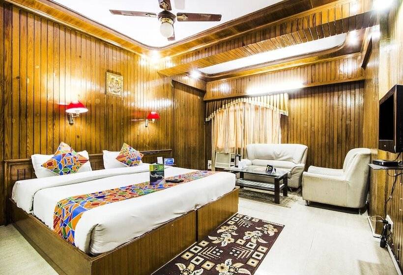 Fabhotel Mayfair Inn