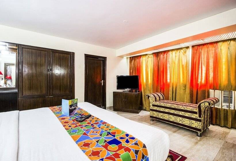 Fabhotel Mayfair Inn