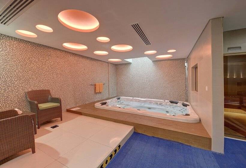 هتل Al Khoory Atrium