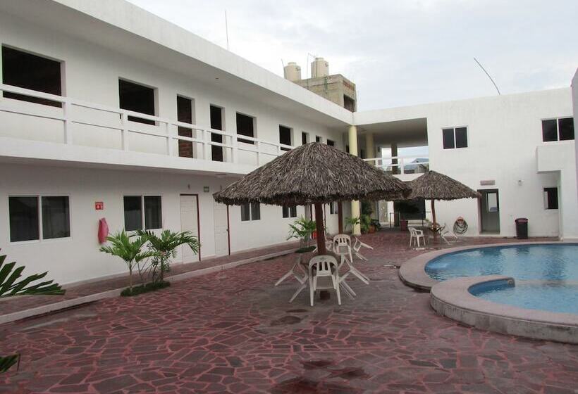 فندق Albatros Palace