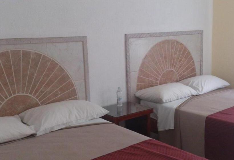 فندق Albatros Palace