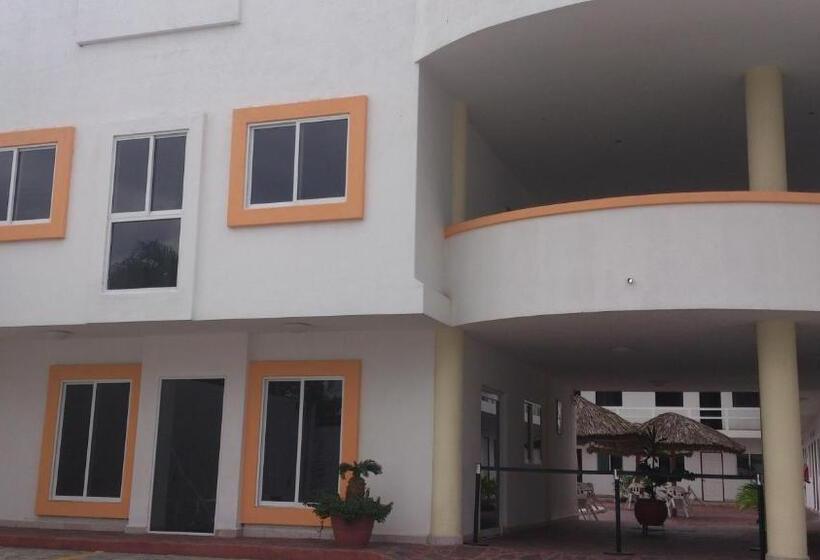 فندق Albatros Palace