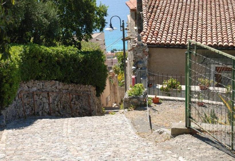 호텔 Albergo Villa Ada