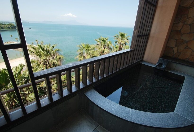 Отель Alegria Gardens Amakusa Vacation Stay 40454v