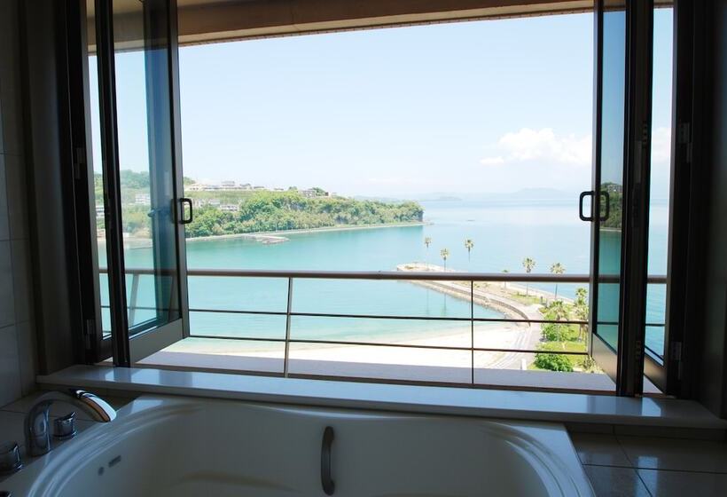 Отель Alegria Gardens Amakusa Vacation Stay 40454v