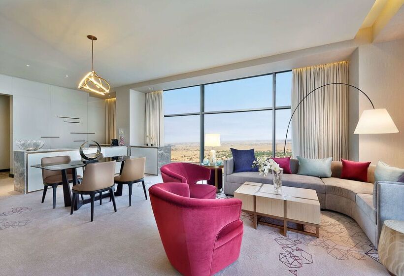 Alrayyan Hotel Doha, Curio Collection By Hilton