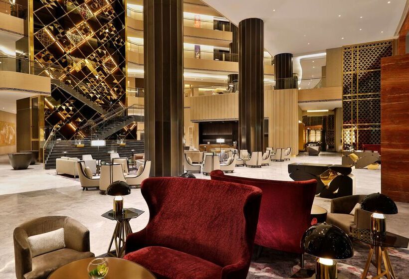 Alrayyan Hotel Doha, Curio Collection By Hilton