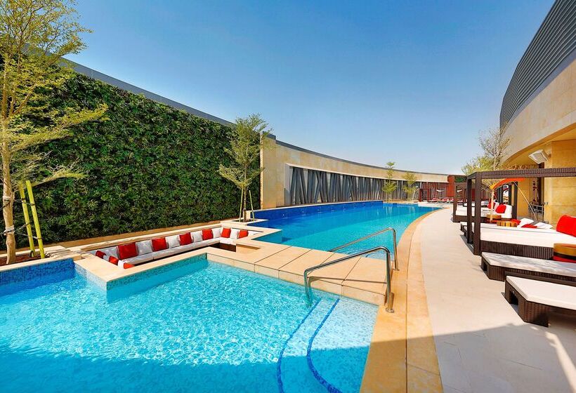 Alrayyan Hotel Doha, Curio Collection By Hilton