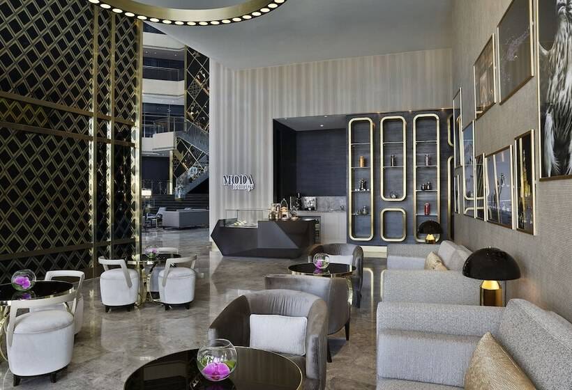 Alrayyan Hotel Doha, Curio Collection By Hilton