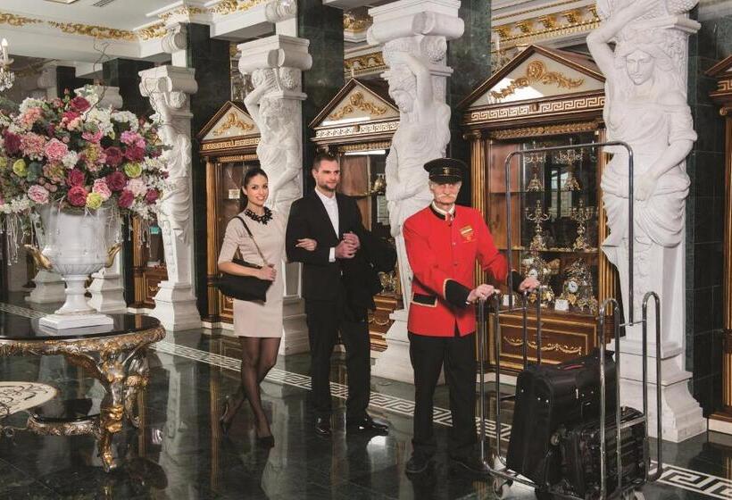 ホテル Aphrodite Palace