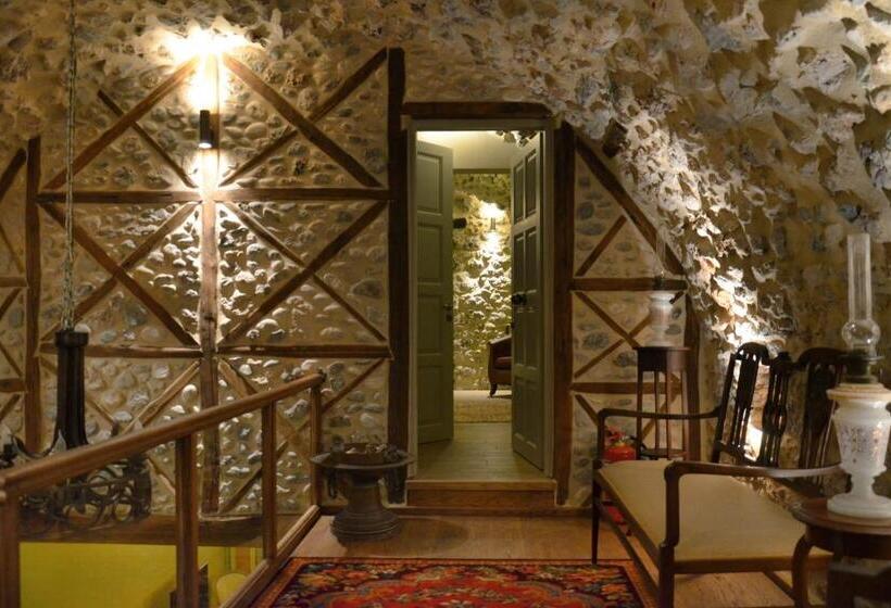 ホテル Archontiko Chioti