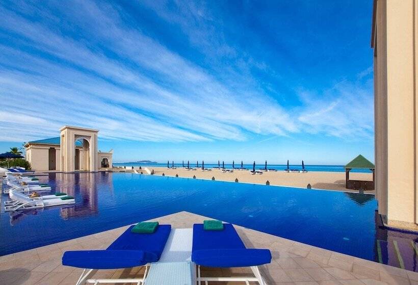 هتل Banyan Tree Tamouda Bay