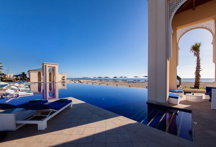 هتل Banyan Tree Tamouda Bay