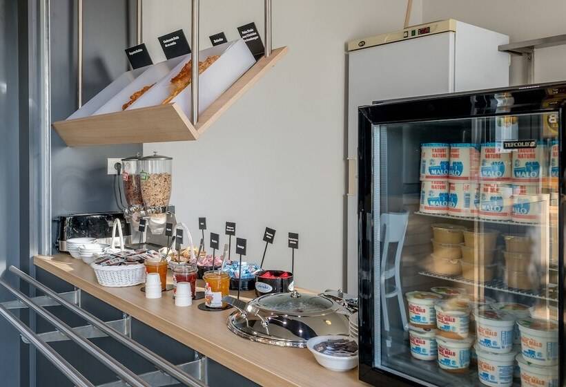 B&b Hotel Bordeaux Lac Sur Bruges