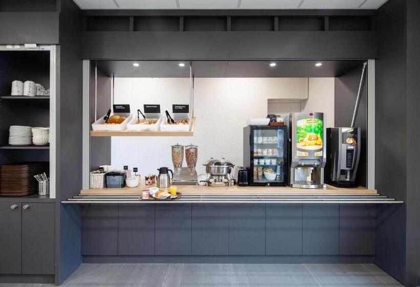 B&b Hotel Saint Witz