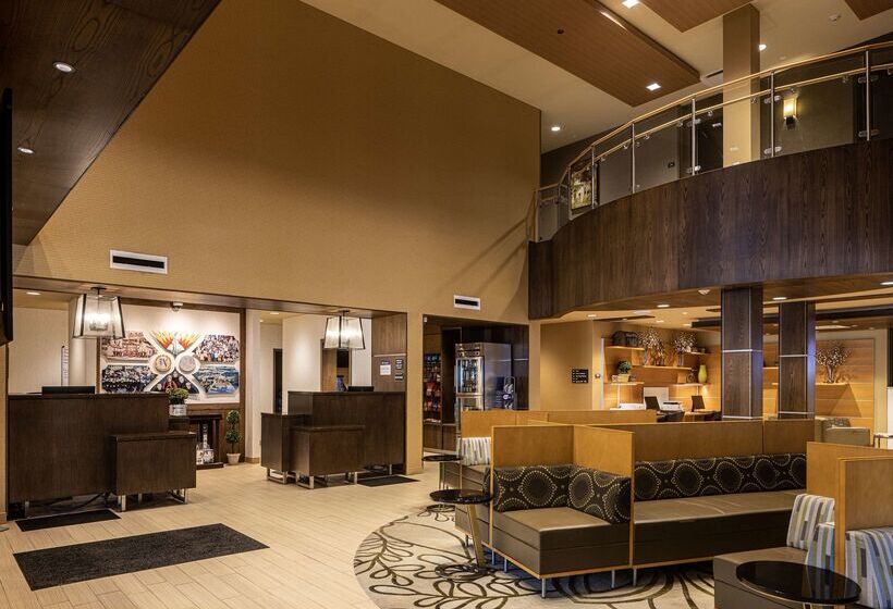 فندق Best Western Plus Franciscan Square Inn & Suites  Steubenville