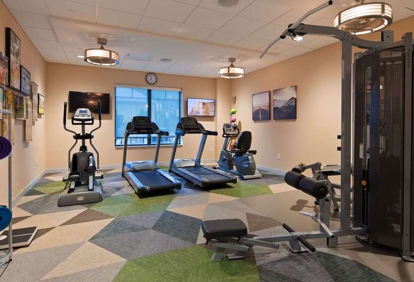 فندق Best Western Plus Franciscan Square Inn & Suites  Steubenville