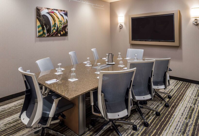 فندق Best Western Plus Franciscan Square Inn & Suites  Steubenville