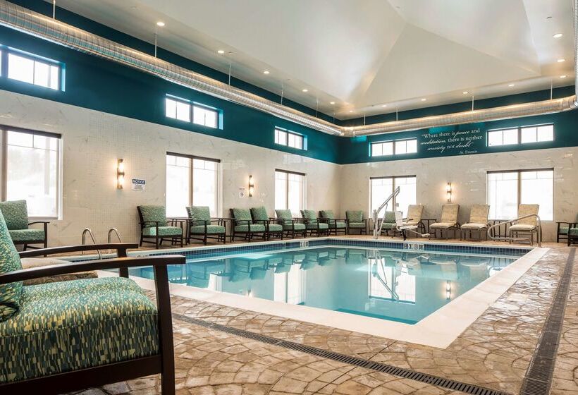 فندق Best Western Plus Franciscan Square Inn & Suites  Steubenville