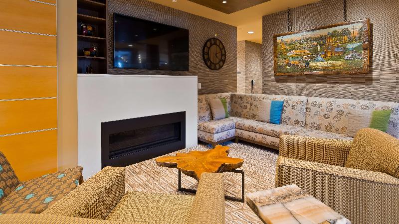 فندق Best Western Plus Franciscan Square Inn & Suites  Steubenville