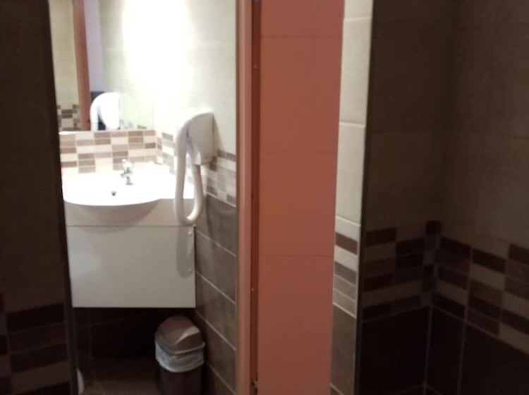 Brit Hotel St Quentin/nord