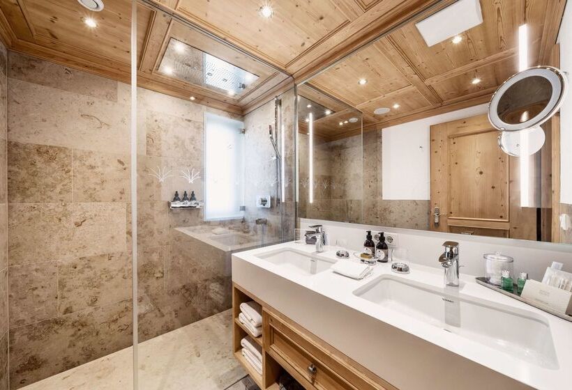 هتل Burg Vital Resort