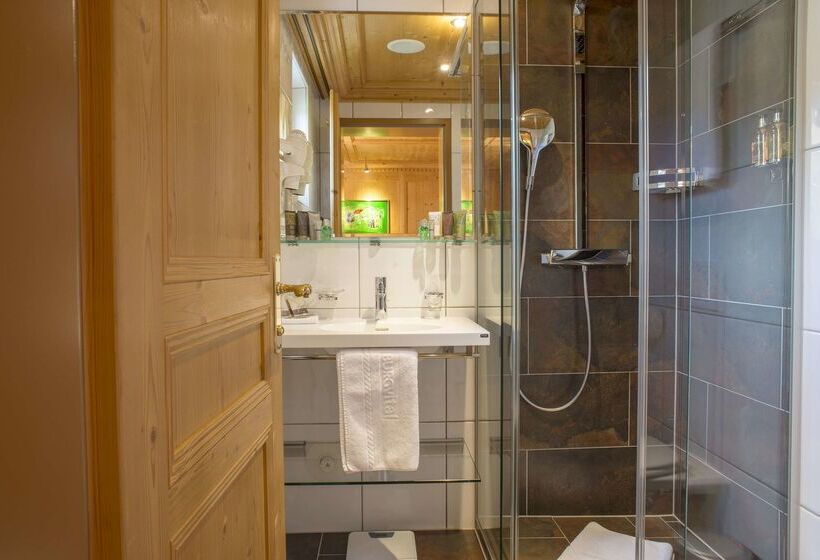 هتل Burg Vital Resort