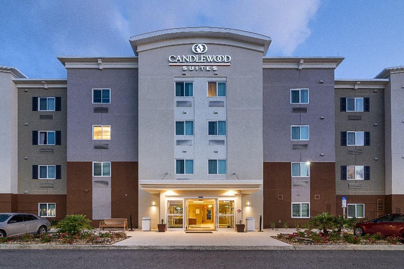 בית מלון כפרי Candlewood Suites   Pensacola   University Area, An Ihg