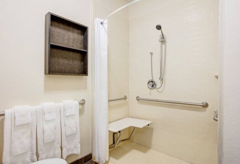 בית מלון כפרי Candlewood Suites Cut Off   Galliano, An Ihg