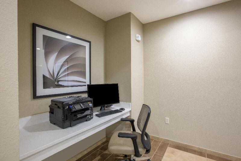 호텔 Candlewood Suites   Omaha Millard Area, An Ihg