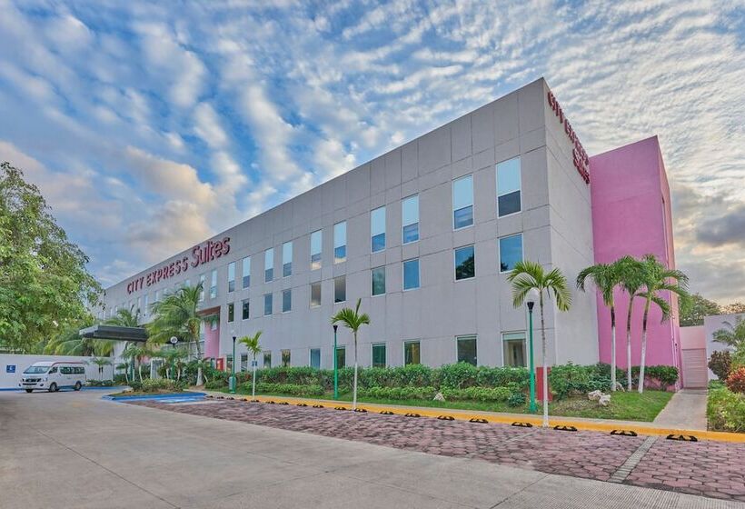 Отель City Express Suites By Marriott Playa Del Carmen