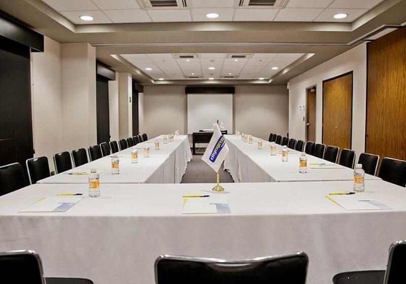 Отель City Express Suites By Marriott Playa Del Carmen