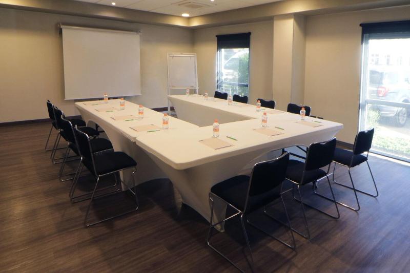 Отель City Express By Marriott Rosarito