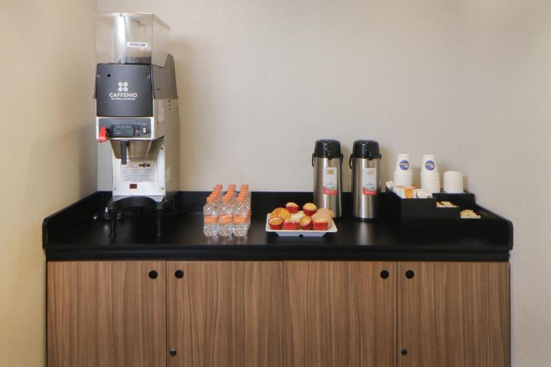 Отель City Express By Marriott Rosarito