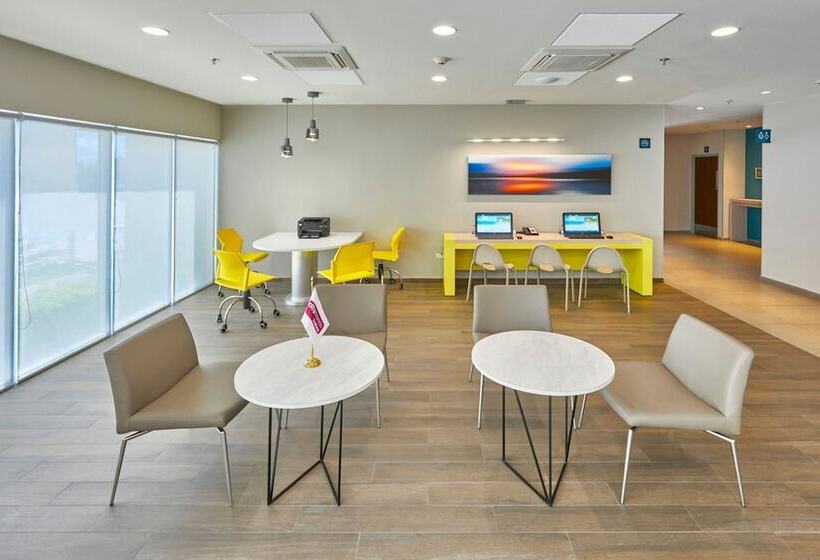 هتل City Express Suites By Marriott Silao Aeropuerto