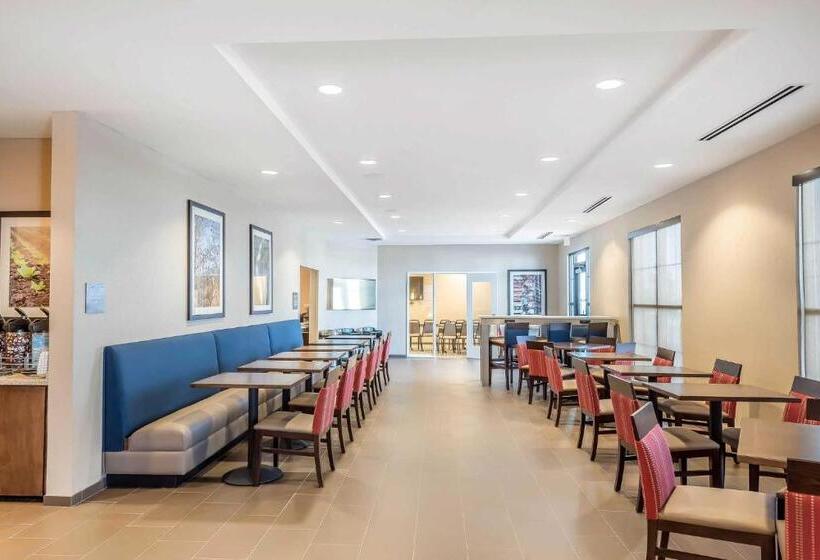 فندق Comfort Inn & Suites Sidney I 80