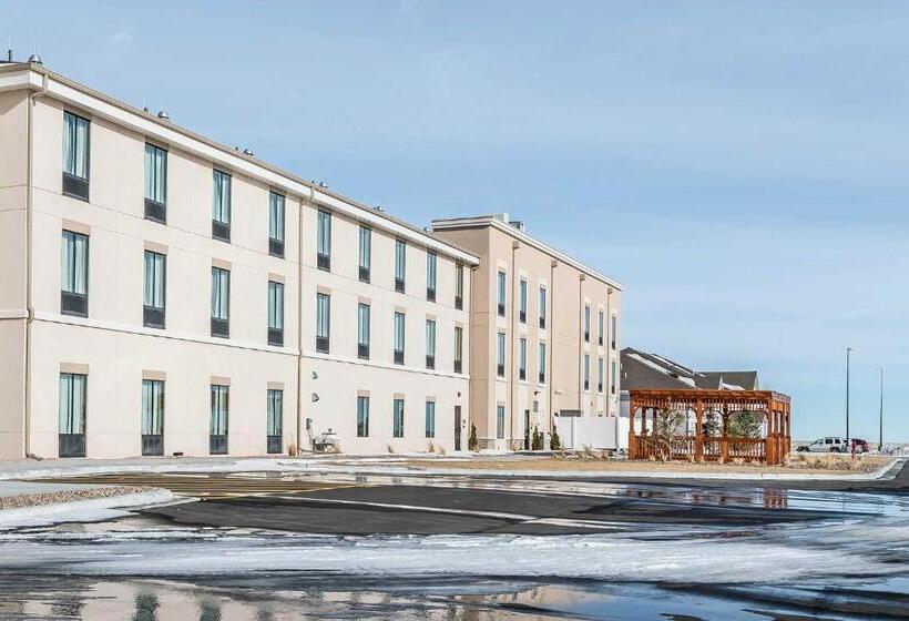 فندق Comfort Inn & Suites Sidney I 80