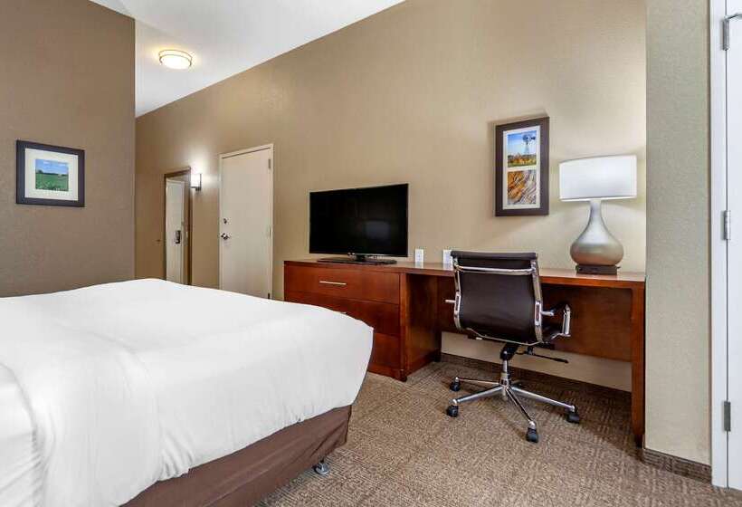 فندق Comfort Inn & Suites Sidney I 80