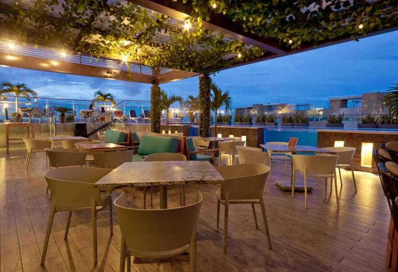 هتل Crowne Plaza Barranquilla, An Ihg