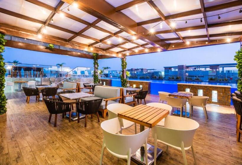 Отель Crowne Plaza Barranquilla, An Ihg