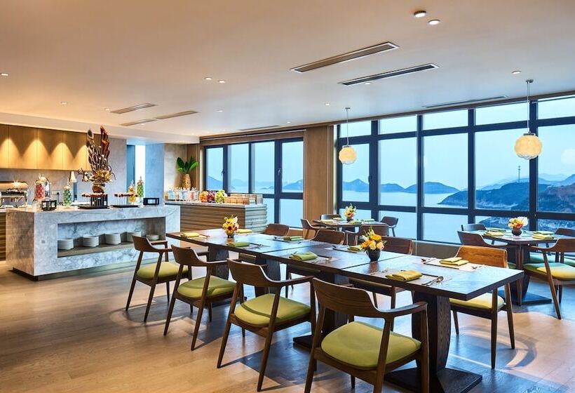 ホテル Crowne Plaza Ningbo Xiangshan Sea View By Ihg