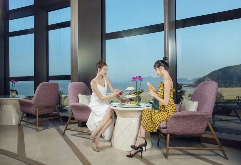ホテル Crowne Plaza Ningbo Xiangshan Sea View By Ihg