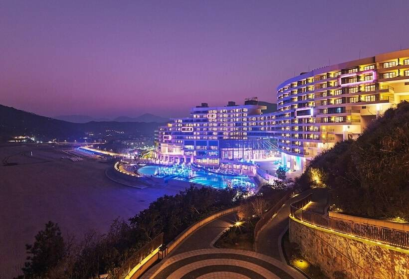 ホテル Crowne Plaza Ningbo Xiangshan Sea View By Ihg