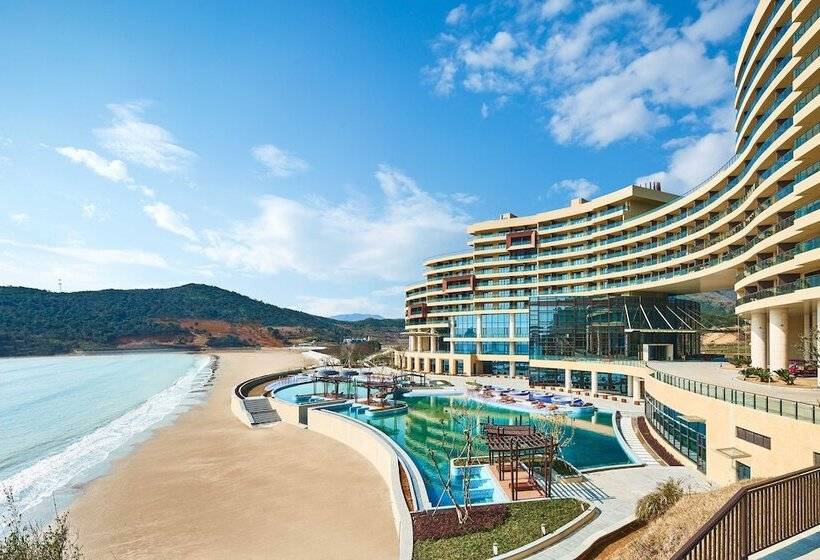 ホテル Crowne Plaza Ningbo Xiangshan Sea View By Ihg