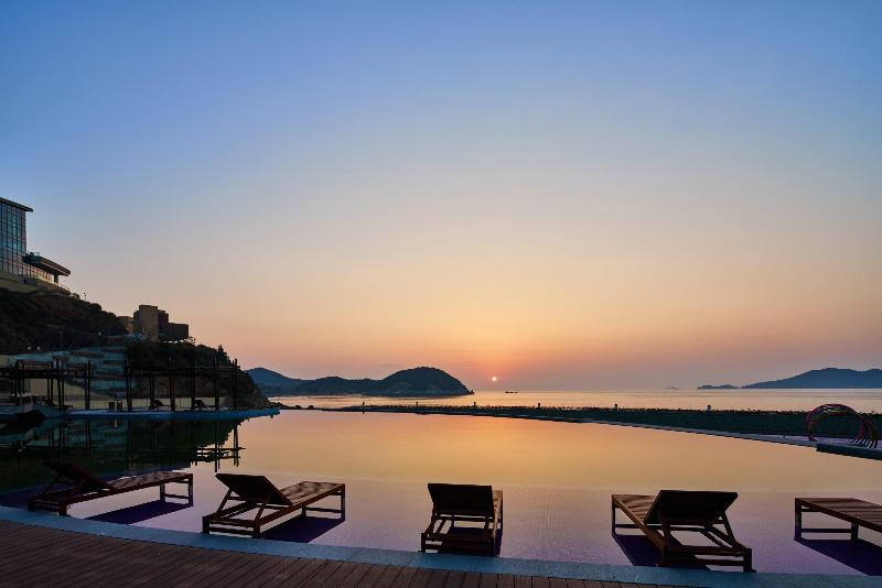 ホテル Crowne Plaza Ningbo Xiangshan Sea View By Ihg