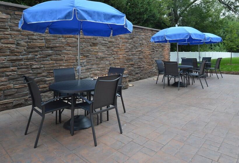 فندق Fairfield Inn & Suites By Marriott Fremont