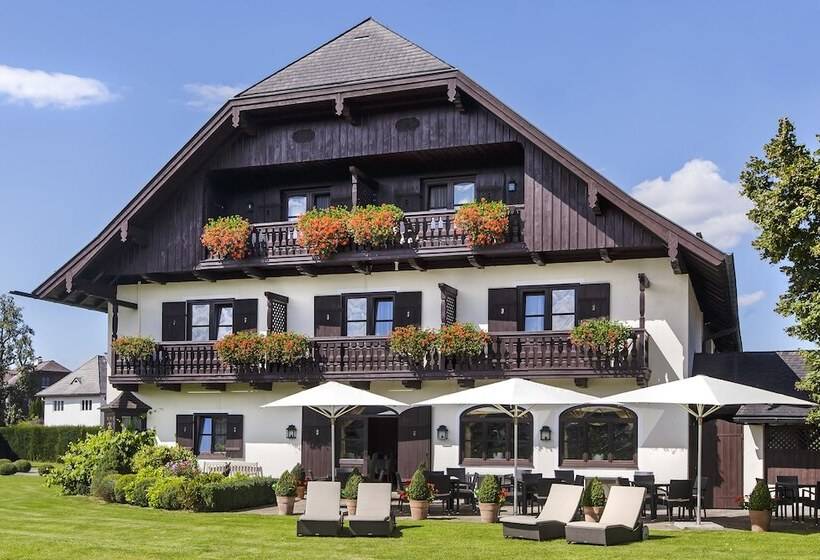 فندق Friesachers Aniferhof